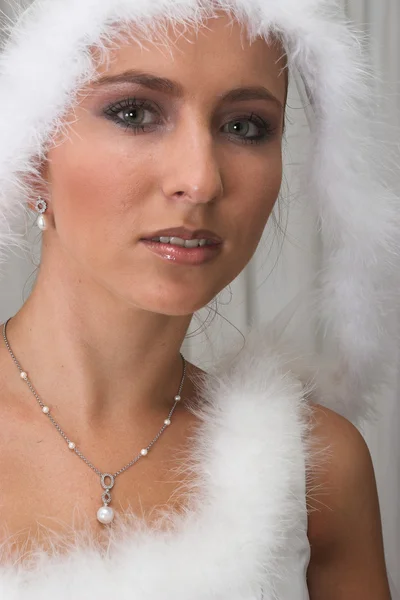 Bride in white feathers — Stock Photo, Image