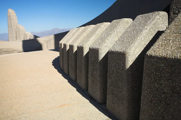 Famoso monumento de la lengua afrikaans en Paarl, Cabo Occidental, Sudáfrica — Foto de Stock