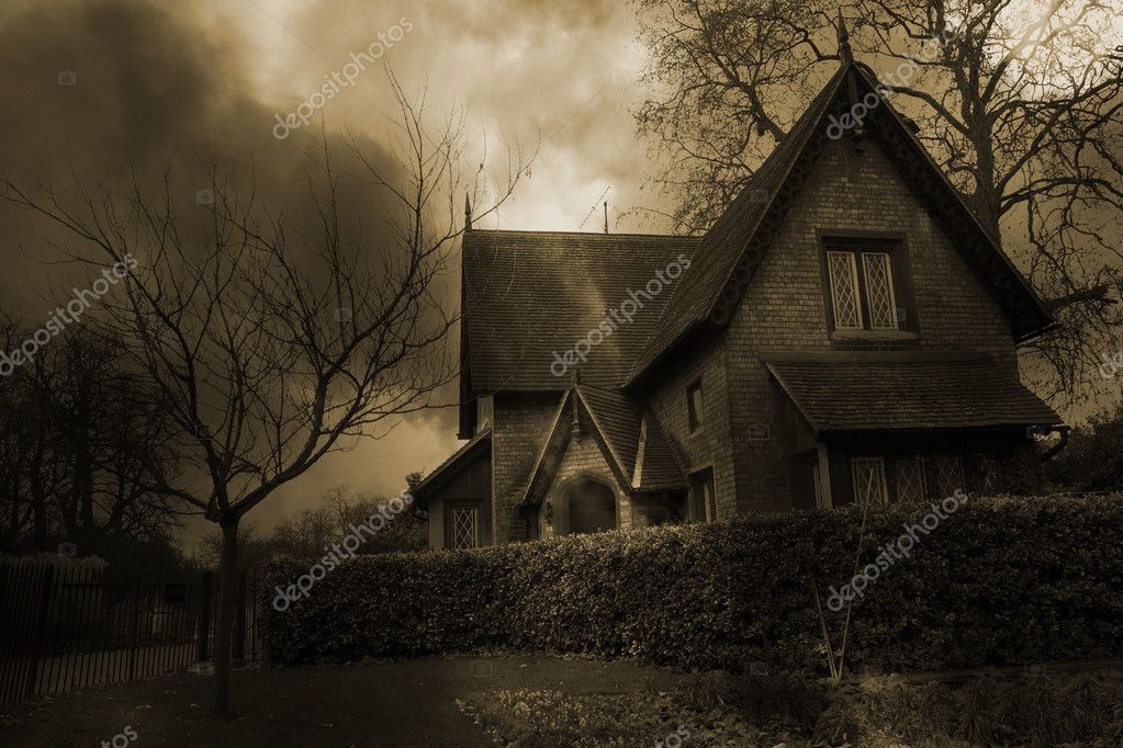 Cartoon haunted house Stock Photos, Royalty Free Cartoon haunted house  Images | Depositphotos