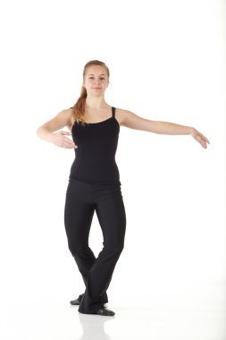 Genç Beyaz modern jazz dansçısı