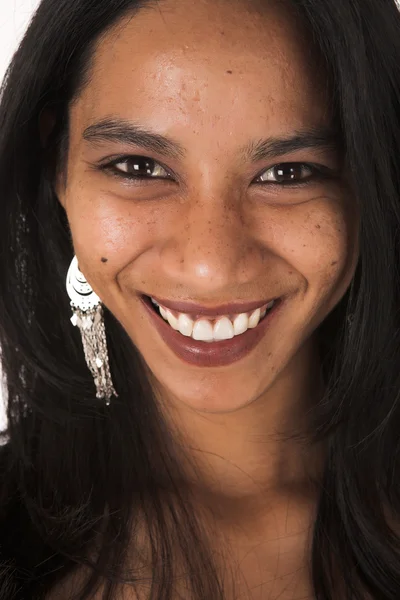 Porträt einer jungen erwachsenen afrikanisch-indischen Geschäftsfrau — Stockfoto