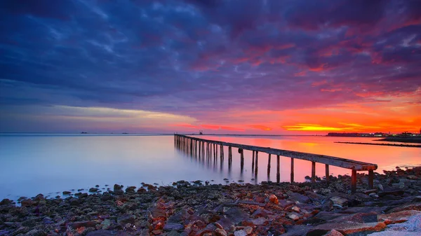 Hermosa Vista Amanecer Embarcadero Pescador —  Fotos de Stock