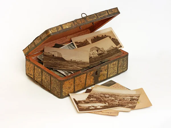 Family archive in a ancient casket — Stock Photo, Image