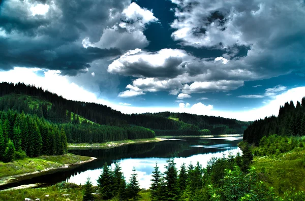 Mountain lake landscape - HDR — Stock Photo, Image