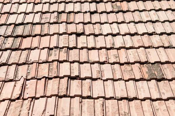 Telhas do telhado velho fundo — Fotografia de Stock