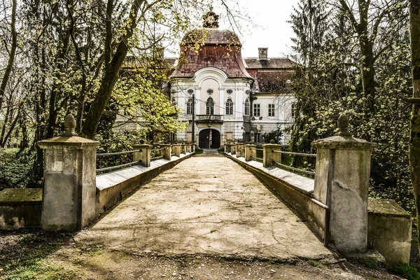 Romániában, udvarmesterei, Teleki József épült középkori vár — Stock Fotó