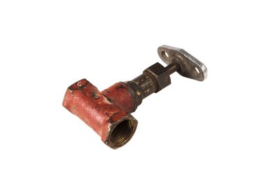 Beyaz bir arka plan üzerinde izole eski musluk