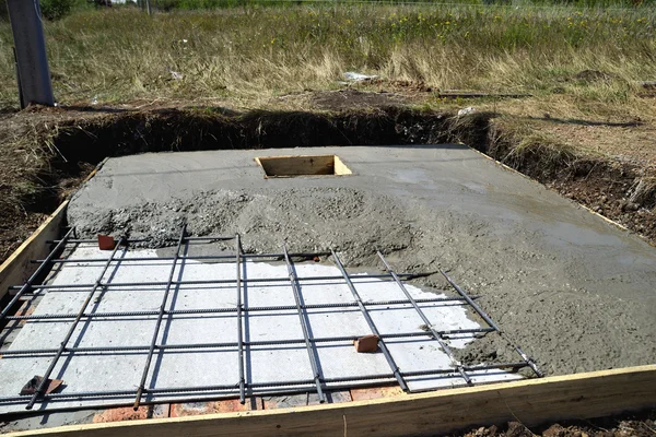 Gießen der Betonböden — Stockfoto