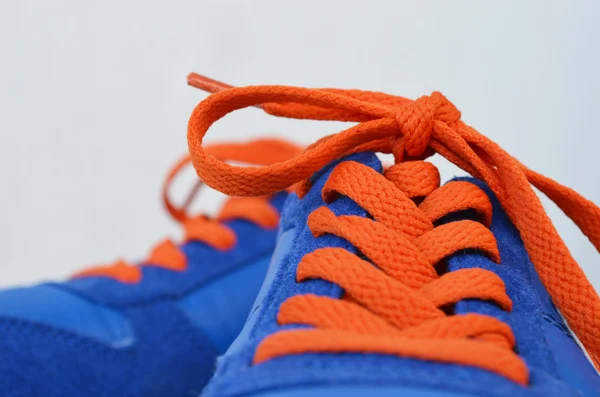 Sneakers blu Foto Stock