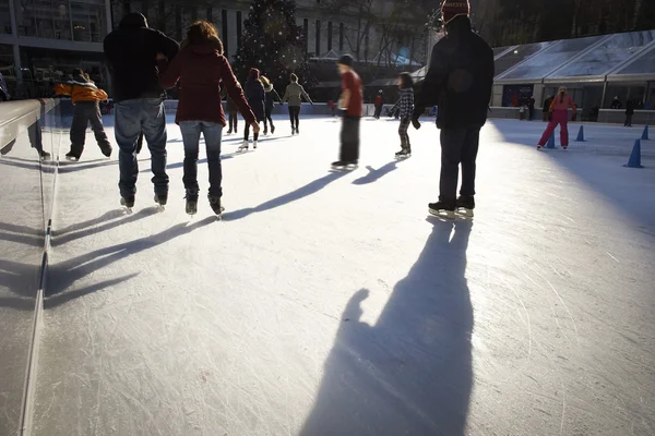 Patinaje sobre hielo en Nueva York — Foto de Stock