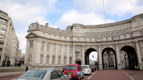 Bahriye arch Londra — Stok video