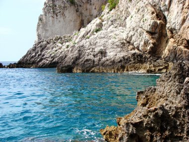 Capri, kaya ve deniz