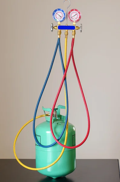HVAC ölçerler ve freon