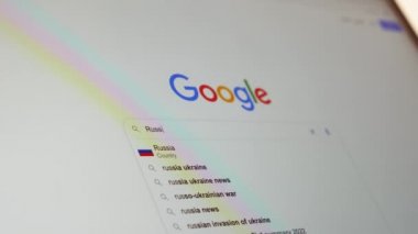 Google 'da Rusya' nın nükleer silahları aranıyor. Alanya, Türkiye, 11.02.2022