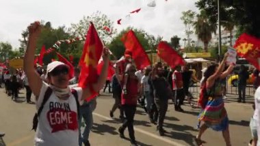 Gösteri mitingleri 1 Mayıs, Antalya, Türkiye, 01.05.22. Siyaset kavramı