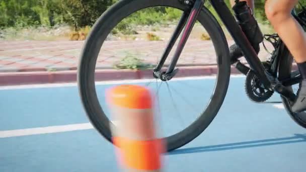 Équipement Vélo Rotation Roue Vélo Chaîne Cassette Fermer Les Jambes — Video