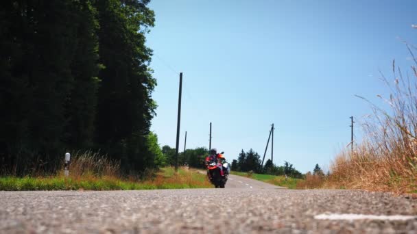Marshalls Carrera Ciclismo Conducción Motocicletas Durante Competencia Carreras Bicicletas Gente — Vídeos de Stock