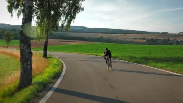 Triatleta Ciclista Formazione Bicicletta Allenamento Ricreativo Sportivo Adatto All Atleta — Video Stock