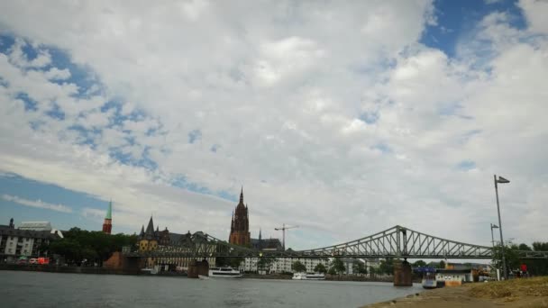 Bella Timelapse Paesaggio Urbano Riva Del Fiume Meno Francoforte Sul — Video Stock