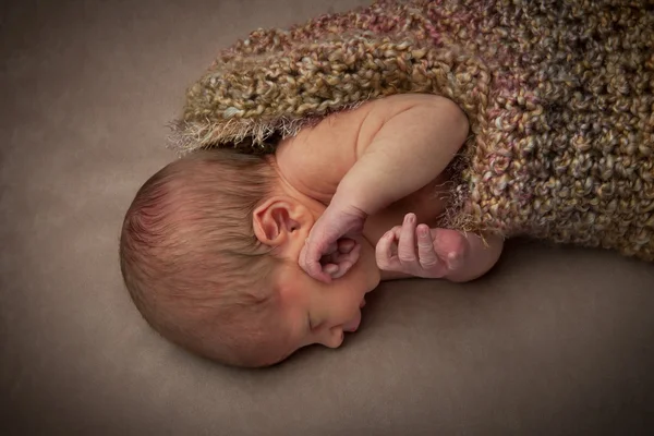 Oskyldiga nyfödda barn — Stockfoto