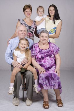 Grup aile portresi