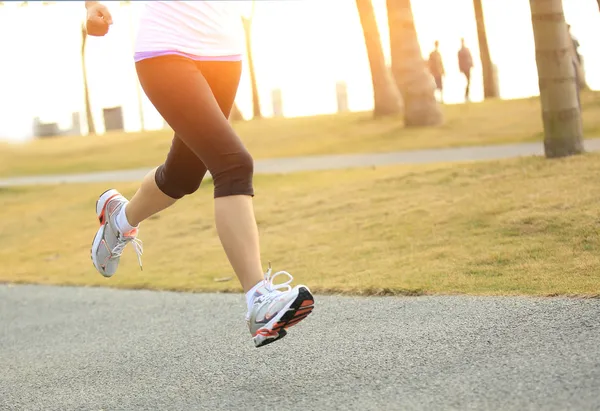 Woman running — Stock Photo, Image