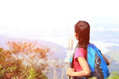 kadın zevk manzaraya dağ tepe