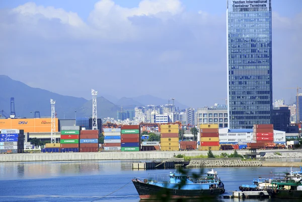 Международный контейнерный терминал Yiantian — стоковое фото