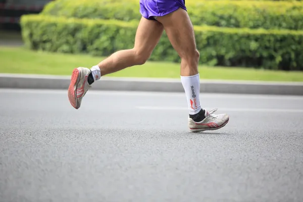 Athlete running at the shenzhen international marathon 2013 — Stock Photo, Image