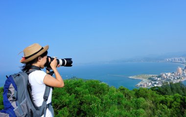 kadın fotoğrafçı açık