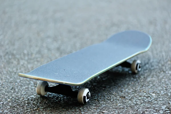 Nový skateboard — Stock fotografie