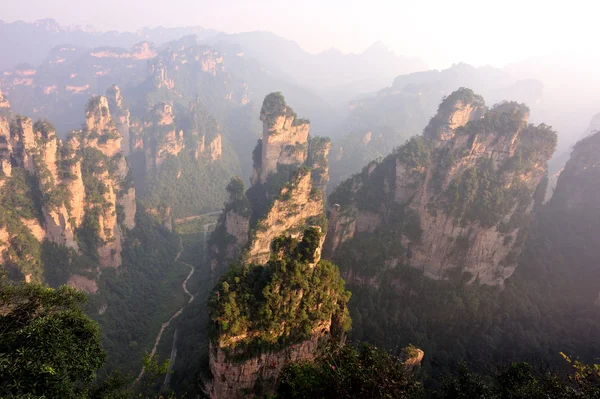 Zhangjiajien kansallispuisto — kuvapankkivalokuva