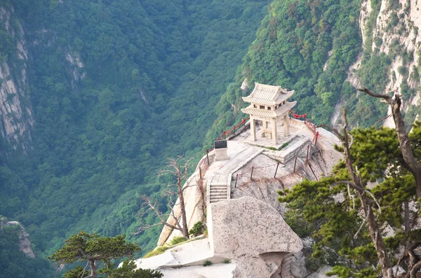 Chess pavilion built on the stone cliff — Stock Photo, Image