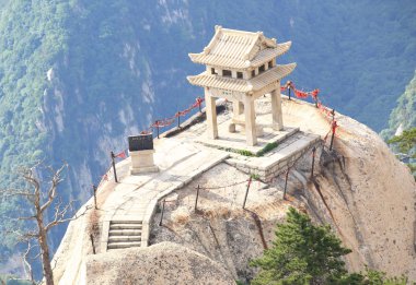 taş pagoda taş cliff inşa