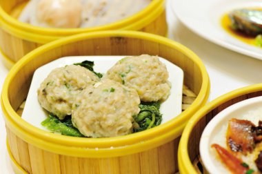 çeşitli dim sum
