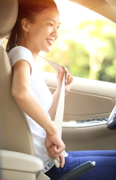 Driver buckles up — Stock Photo, Image