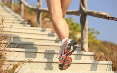 merdivenlerde koşma