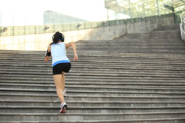 merdivenlerde koşma runner atlet