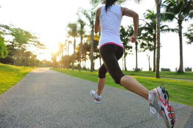 tropikal Parkı'nda çalışan runner atlet