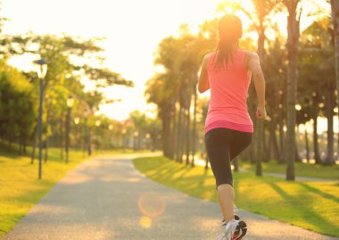 tropikal Parkı'nda çalışan runner atlet