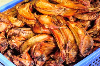 Çin yemeği kavrulmuş tavşan