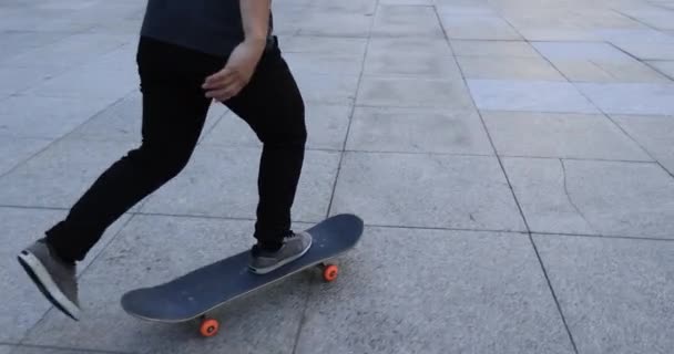 Skateboarder Skateboarding Aire Libre Ciudad — Vídeos de Stock