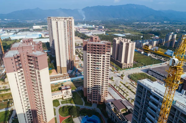 Çin 'deki çok katlı apartman inşaatının havadan görüntüsü