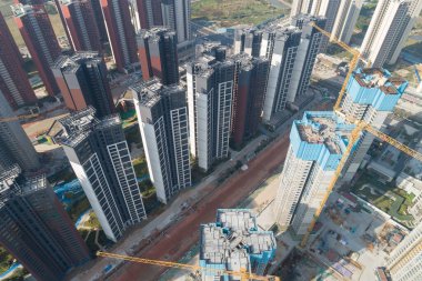 Çin 'deki çok katlı apartman inşaatının havadan görüntüsü