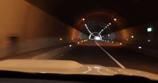 Водіння Автомобіля Підземному Тунелі Вогнями — стокове відео