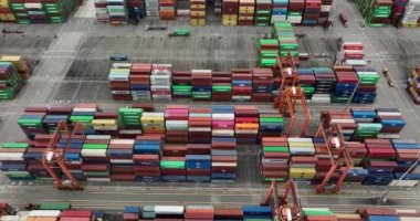 Çin 'in Şenzen şehrindeki Yantian limanındaki deniz nakliye konteynırlarının hava görüntüsü.