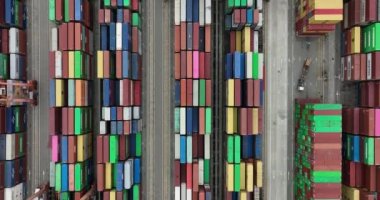 Çin 'in Shenzhen şehrindeki Yantian konteyner terminalinin hava görüntüsü.