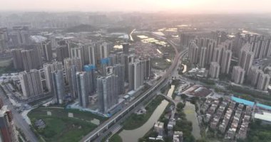 Şehrin havadan görünüşü, mimari ve doğa kavramı