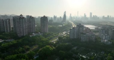 Gökdelenli modern şehrin havadan görünüşü