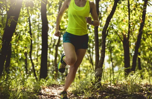 Woman Runner Running Forest Trail — Stock Photo, Image